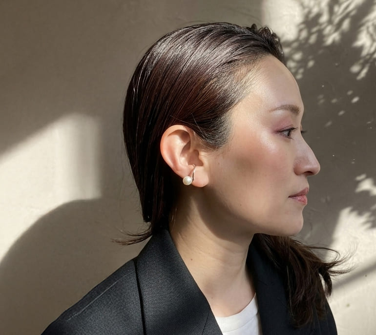 長崎で本格的なアクセサリー手作り体験を楽しむなら、うつくしみ長崎店。予約優先・当日持ち帰りOKで、約1時間のワークショップで自分好みのイヤカフが完成します。ピアスホールがなくても自分らしく纏える、一生モノの輝きを。