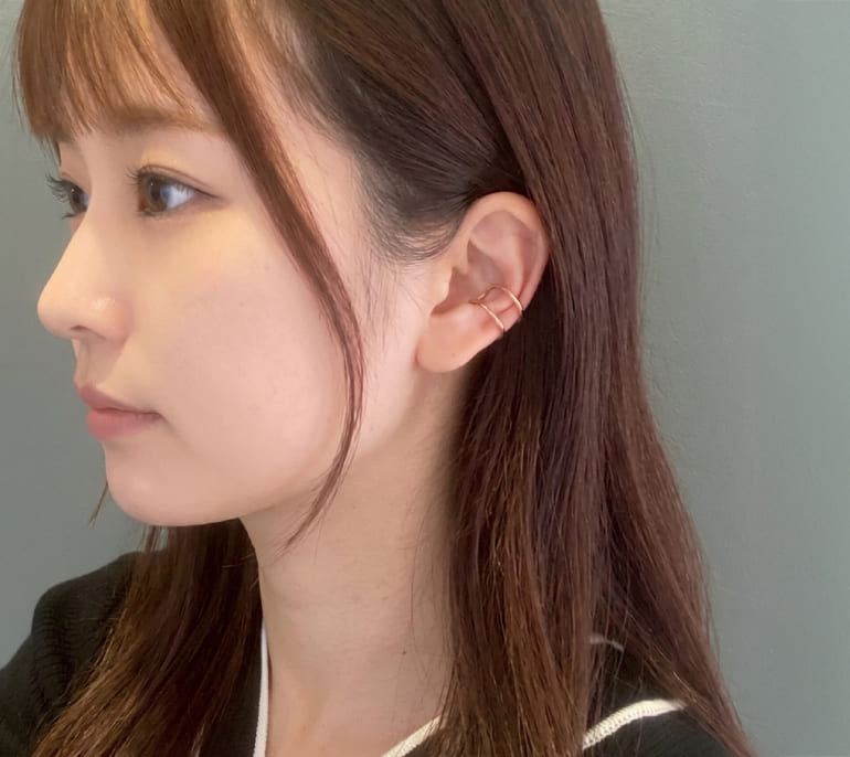 長崎でお揃いのペアアクセサリー作り。うつくしみ長崎店の手作りイヤカフ体験は、カップルでの思い出作りに人気です。職人が丁寧にサポートするため初心者でも安心。約1時間で完成し、そのまま着けて長崎デートへ出発できます。